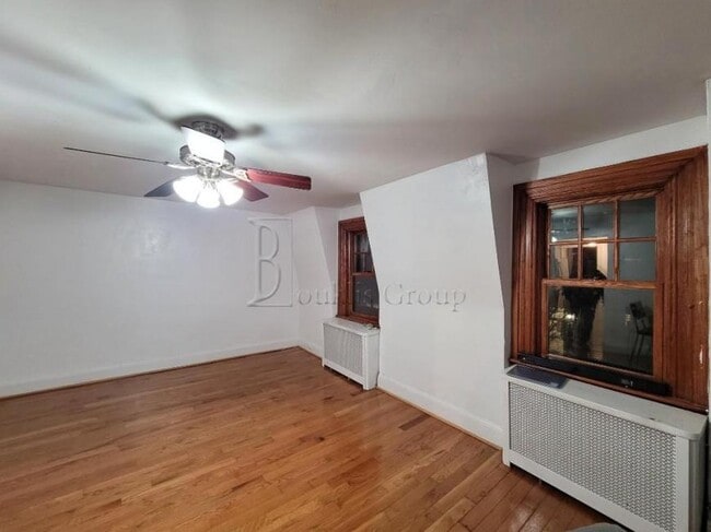 Photo - 2 bedroom in ASTORIA NY 11105 Unit 3