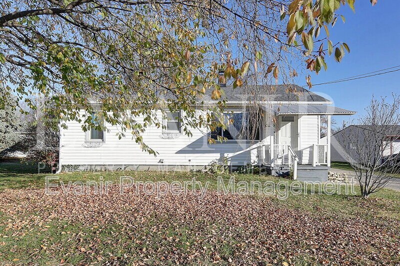 Photo - 113 Oakwood Ave