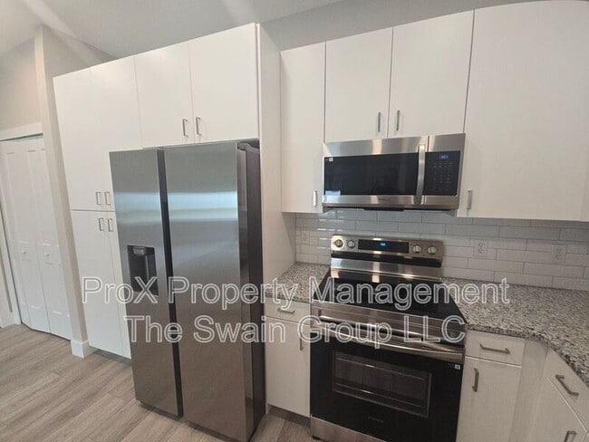 Photo - 701 Bates Ave SW Unit 101