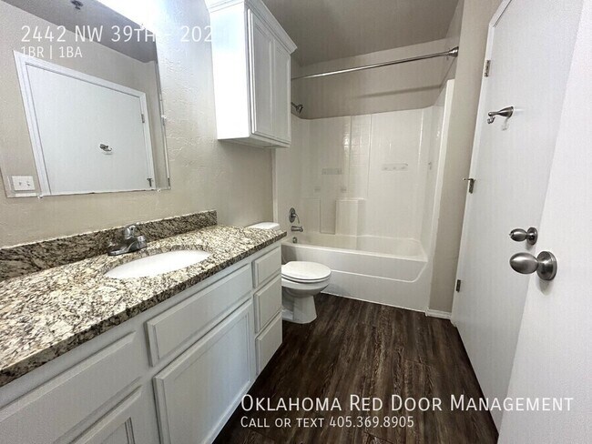 2442 NW 39th-202