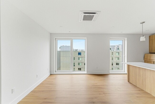 Photo - 1066 Commonwealth Ave Unit 203