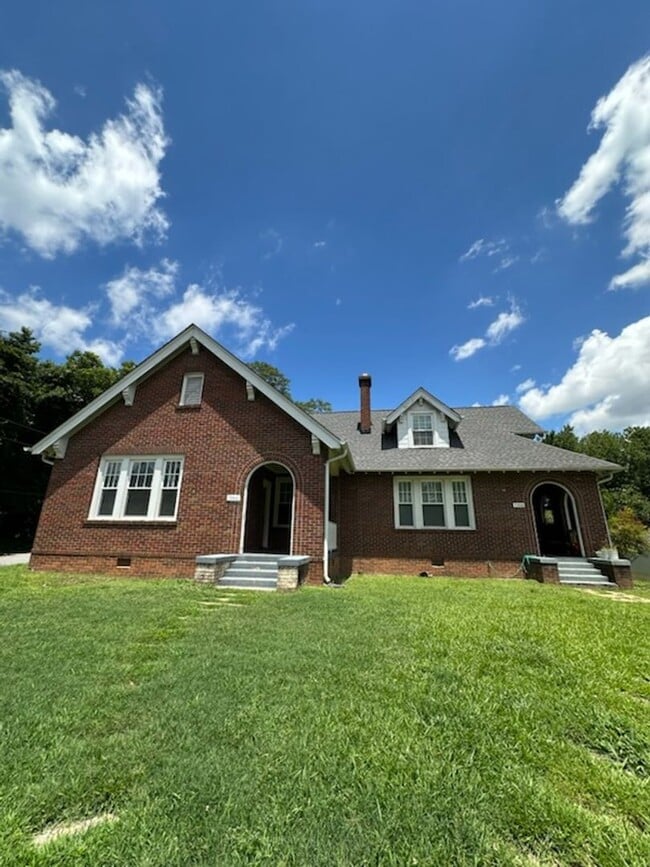 Whitner - Whitner Apartment Unit 724A