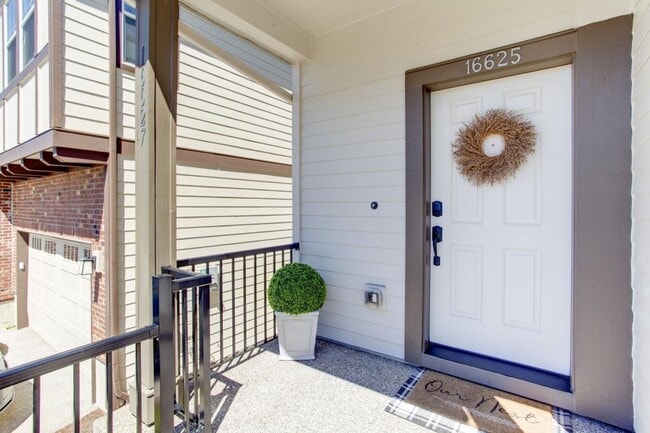 Photo - 16625 SW Botany Bay Ln