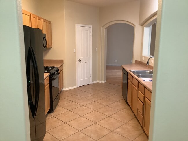 Photo - 3141 Zia St NE