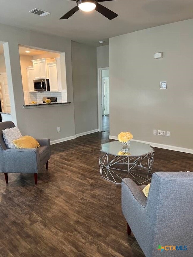 Photo - 448 Mallow Dr