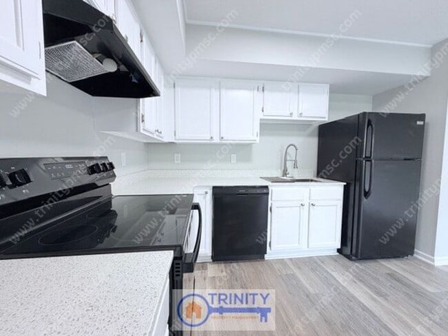 Building Photo - Move In Special!! Now Available – Updated 2BR Apartment in Easley!