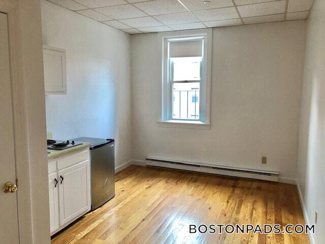 Photo - 854 Beacon St Unidad 8