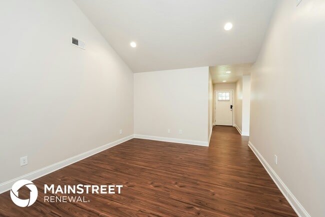 Photo - 155 Earl Owens Dr