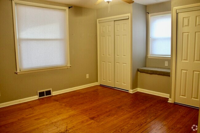 Building Photo - 3212 Poppleton Ave Unit 1 Rental