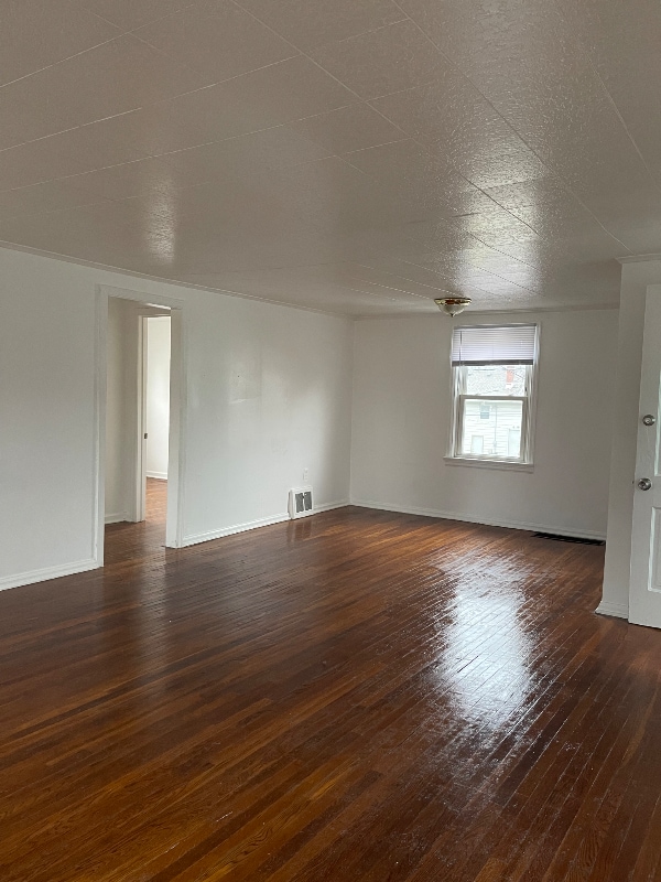 Photo - 418 W Rudisill Blvd