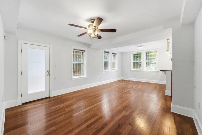1465 Columbia Rd NW