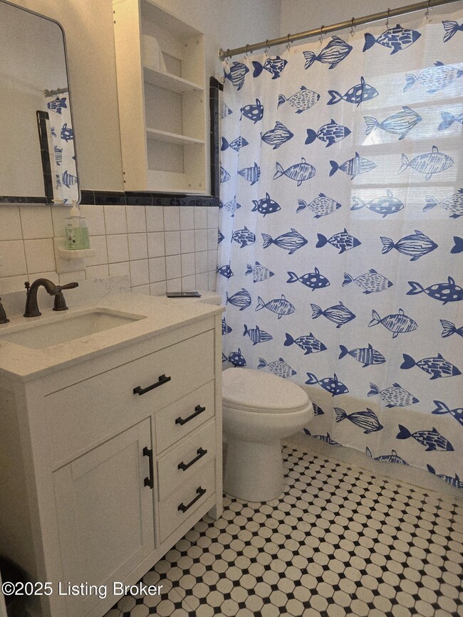 Photo - 4320 Norbourne Blvd