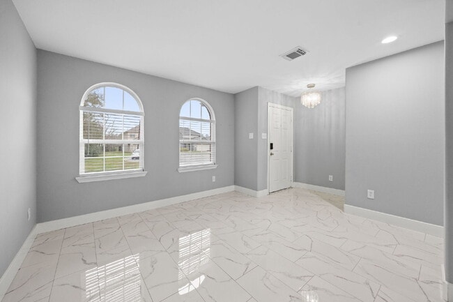 Photo - Updated 4-Bedroom Conroe Rental with Cul-De-Sac Privacy in Hunters Glen