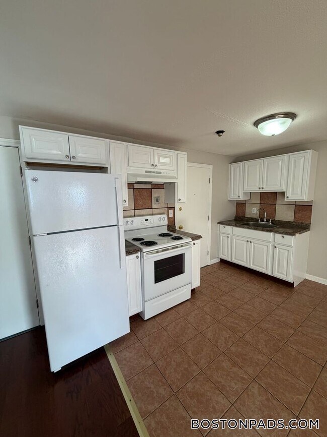 Photo - 148 Willard St Unit 20