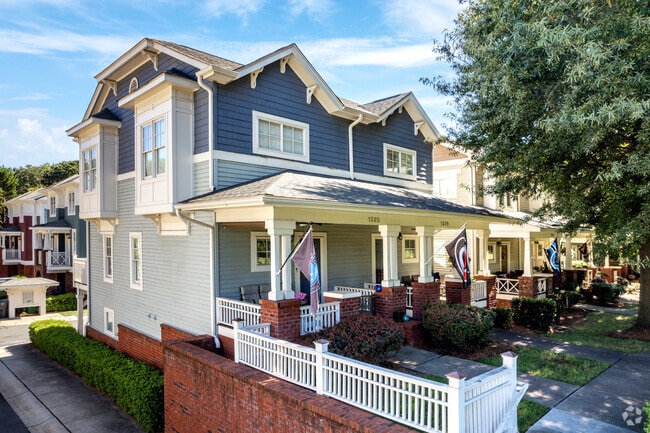 Photo - Summit Greenway Apartments
