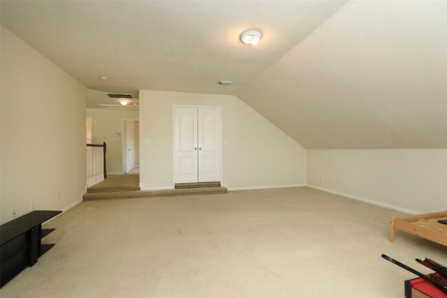 Building Photo - 6523 Trenton Lake Ln