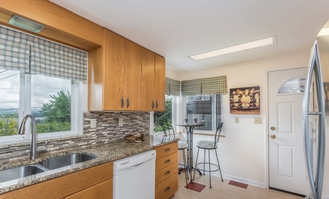 Photo - 7921 7th Ave SW