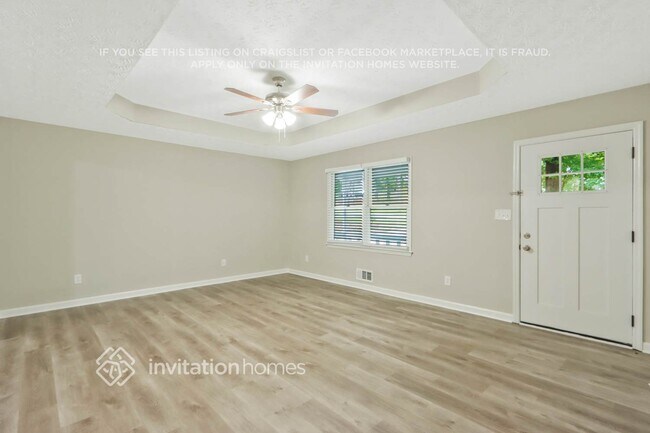 Photo - 300 E Country Woods Dr