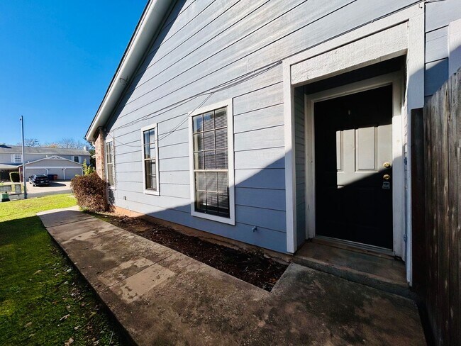 Photo - 9219 Kempler Dr Unidad B