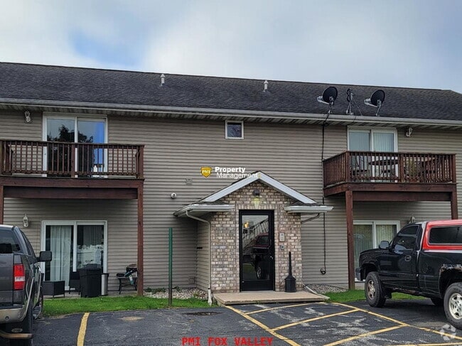 Building Photo - Charming 2 Bedroom Condo in the Heart of B... Unit C