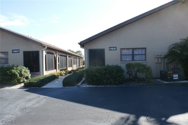 Photo - 11941 Caraway Ln Unit 89