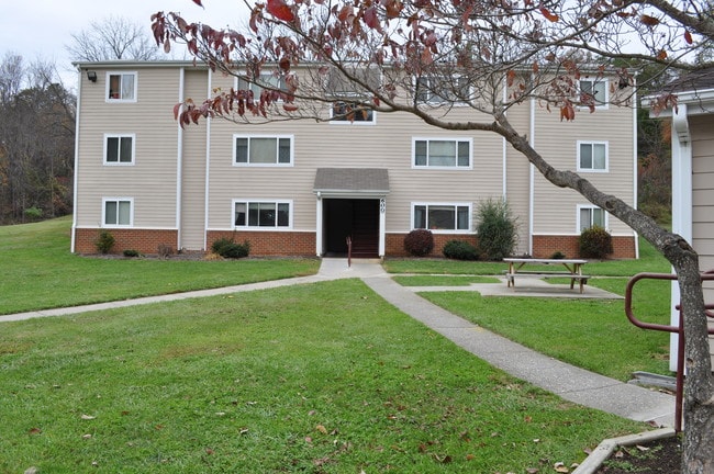 Photo - Meadowview Apartments