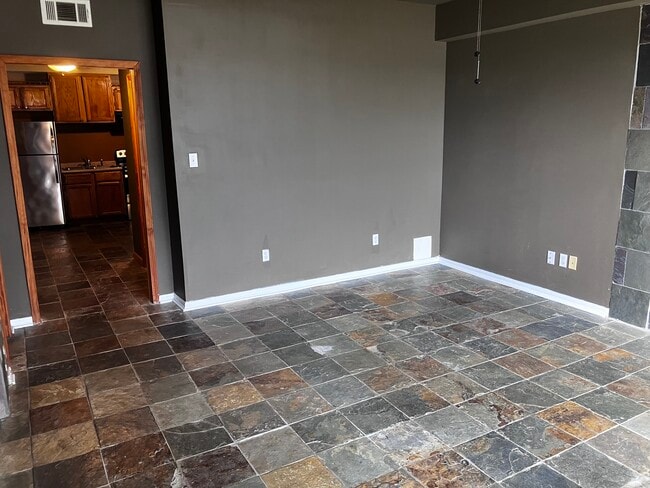 Building Photo - 164 Golden Meadow Dr