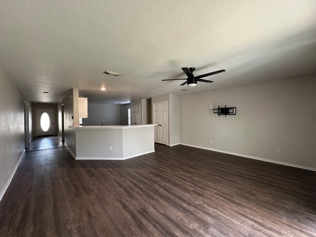 Photo - 1034 Junction Ct