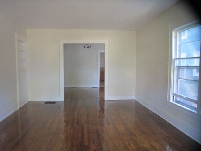 Photo - 1020-22 Euclid Avenue Unit 1020