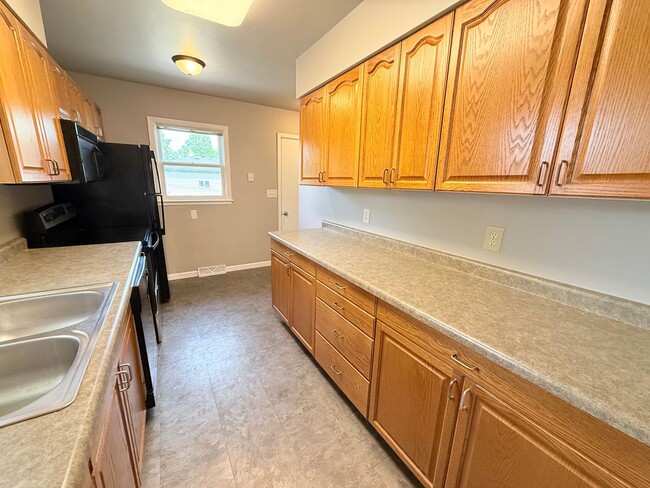 Photo - Spacious 4 Bed, 2 Bath Home – Perfect for Families or Roommates