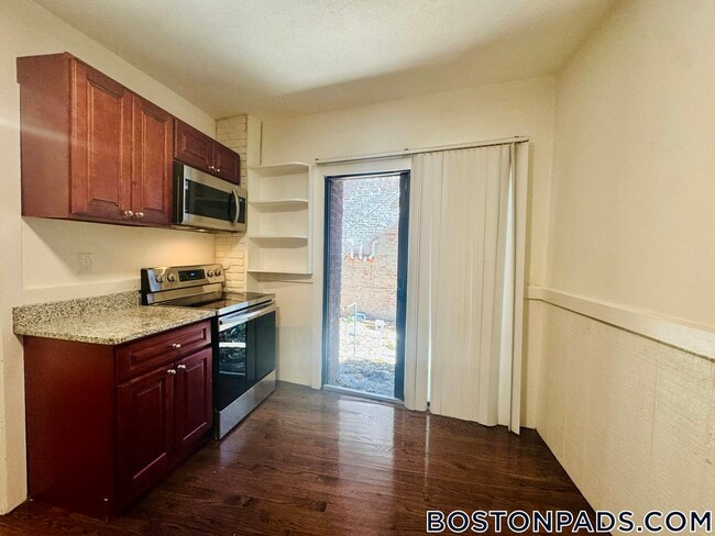 Photo - 4 Garden Ct St Unit 1C