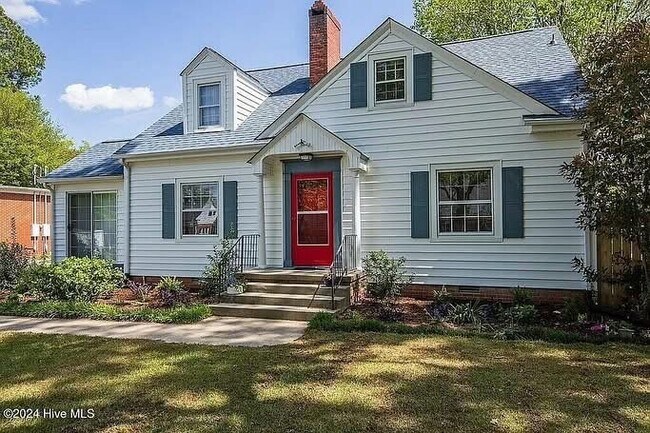 Photo - 1105 W Rock Spring Rd House