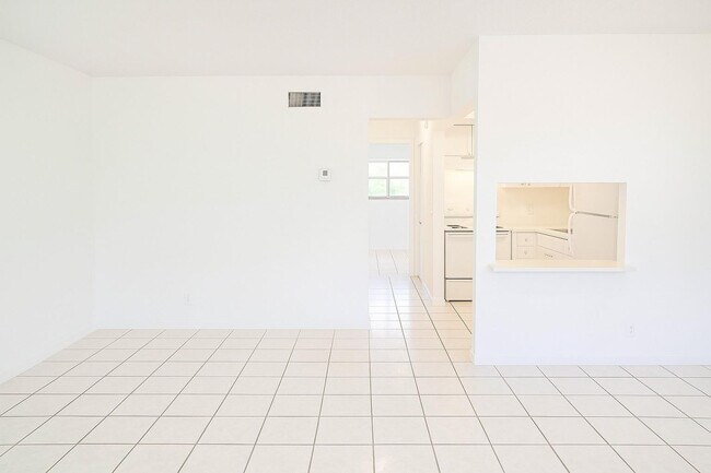 Photo - 1151 NE 17th Ct Unit 24