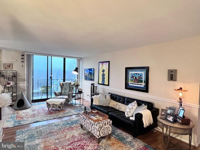 Photo - 600 Roosevelt Blvd Unidad 610