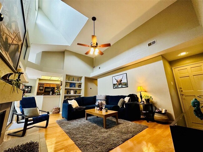 Photo - 4711 Spicewood Springs Rd Unidad 2-212