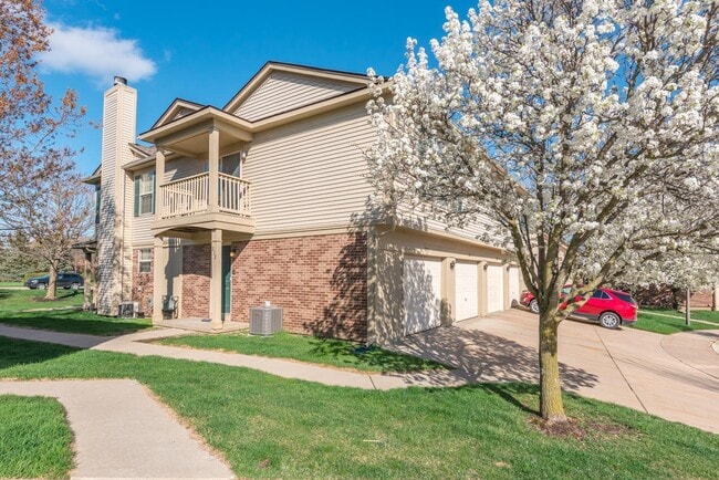 Building Photo - 212 Commons Ct