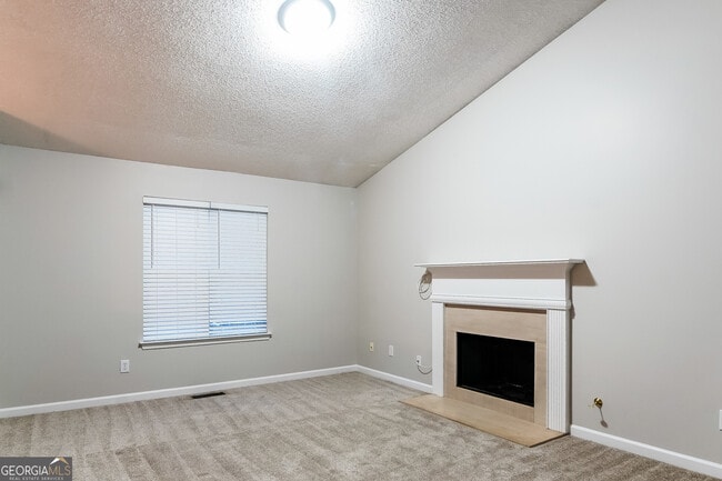 Photo - 234 Bainbridge Cir