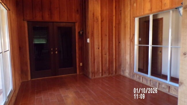 Photo - Fantasic Country Club West Home