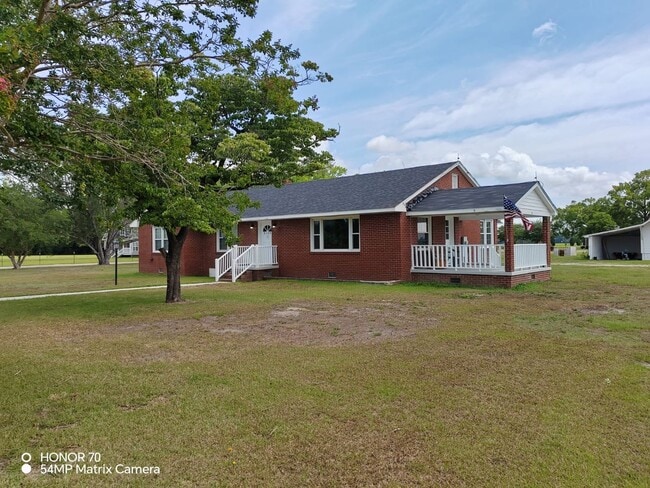 Photo - Charming 4-Bedroom Home for Rent – Peaceful & Nature-Filled Setting