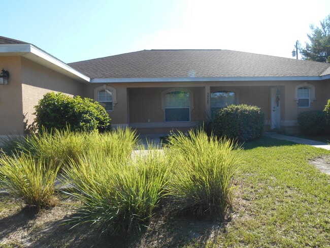 3525 SW 157th Loop