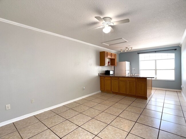 Photo - Move-in ready Efficiency in the Coveted Area of Four Corners Area—Water and Electric Included (wi... Unit LO