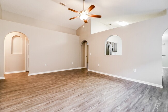 Photo - 30322 Pongo Way