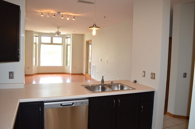 Photo - 301 Harbour Town Dr Unidad 209