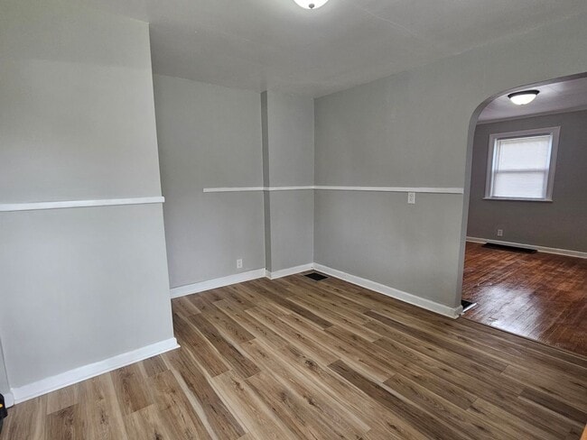 Photo - 2710 E 10th St Unit 2710 East 10th St