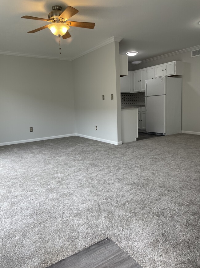 Photo - 38589 Wellington Dr