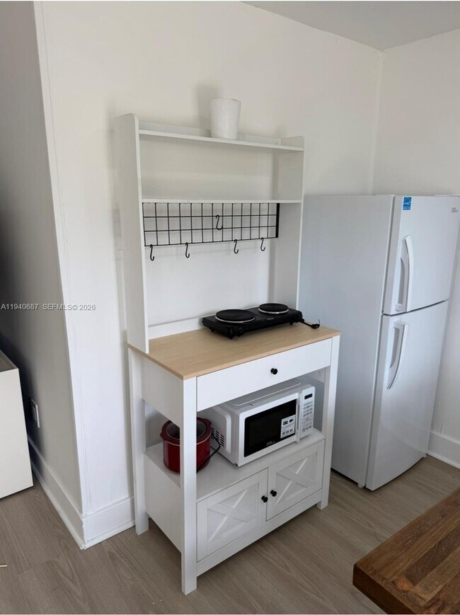 Photo - 2036 NE 21st Ave Unit 3