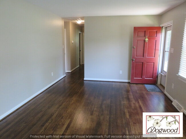 Photo - 8090 Dunwoody Rd