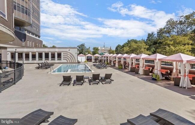 Photo - 201 N 8th St Unidad 401