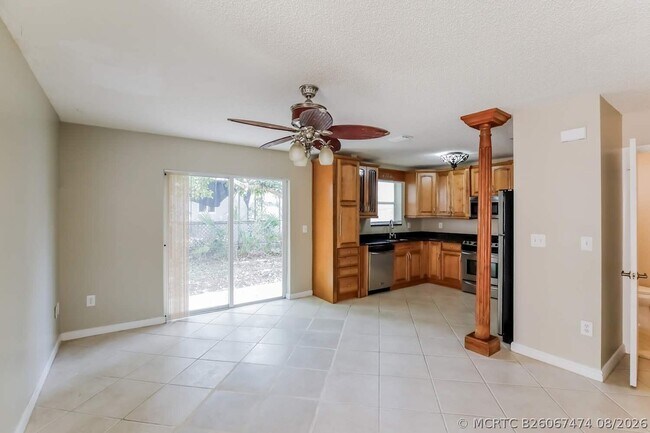 Photo - 11784 NW 1st St