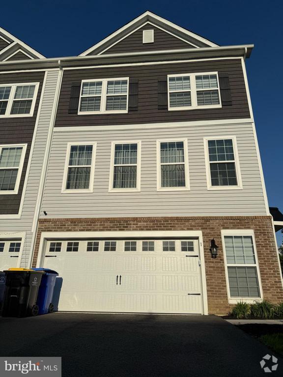 Building Photo - 1 Autumn Park Blvd Rental